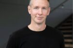 Benjamin Haley, professeur au Département d’ophtalmologie de l'Université de Montréal (Photo : Amélie Philibert, Université de Montréal)